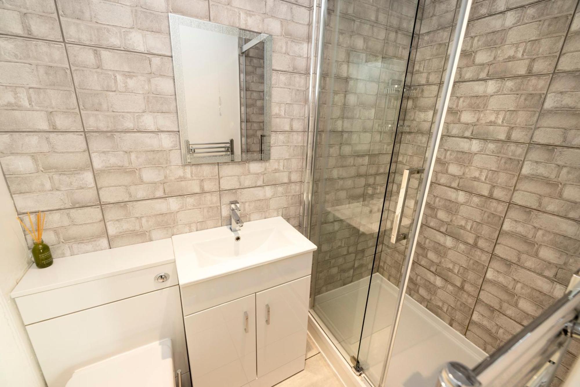 Joivy Beautiful Apartment, Private Garden, Calton Hill Edinburg Exteriör bild