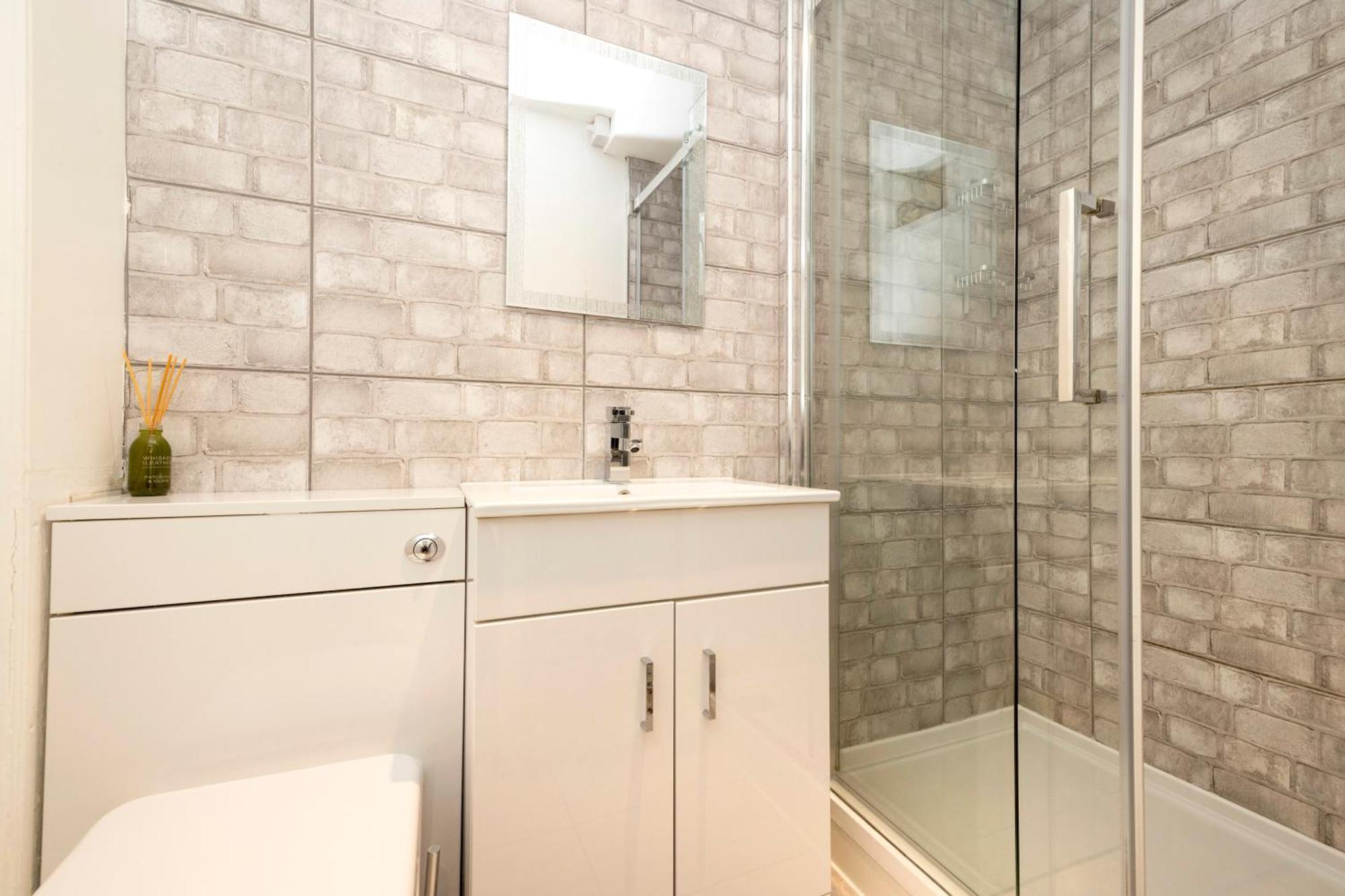 Joivy Beautiful Apartment, Private Garden, Calton Hill Edinburg Exteriör bild